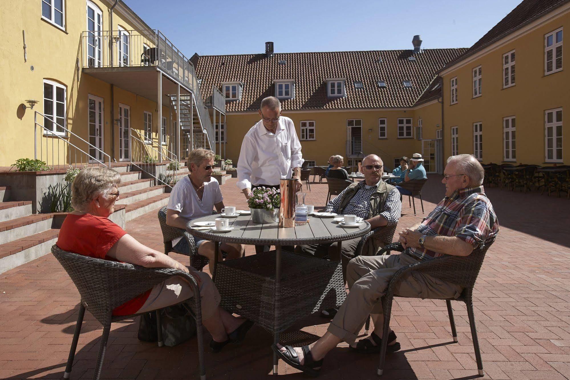 Hotel Residens Moen Stege Exteriér fotografie